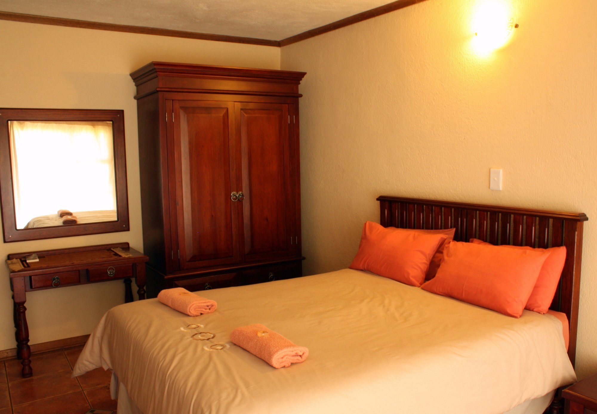 Graskop Mogodi Lodge thumbnail 4